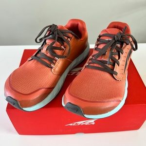 Altra Superior 5 Trail Running Shoe 7.5 Womens